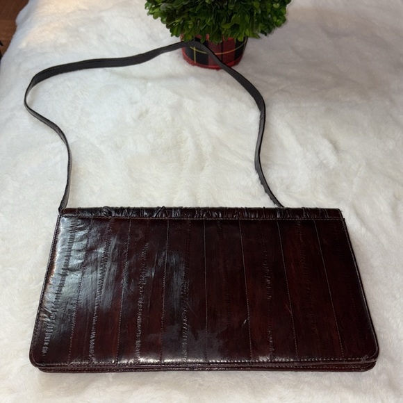 Genuine Luxury EEL Skin Purse w/ Strap Converts to Clutch Bag - Picture 5 of 15